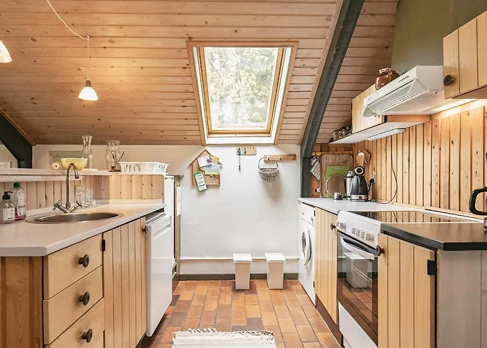 5 Person In Martofte-by Traum * Nordskov